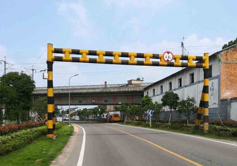 舟山铁路限高架